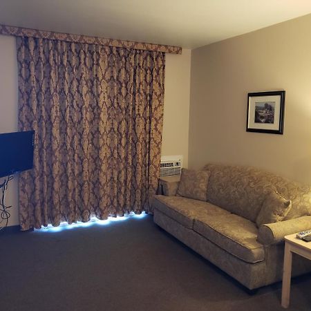 Shemron Suites Hotel Deep River Экстерьер фото