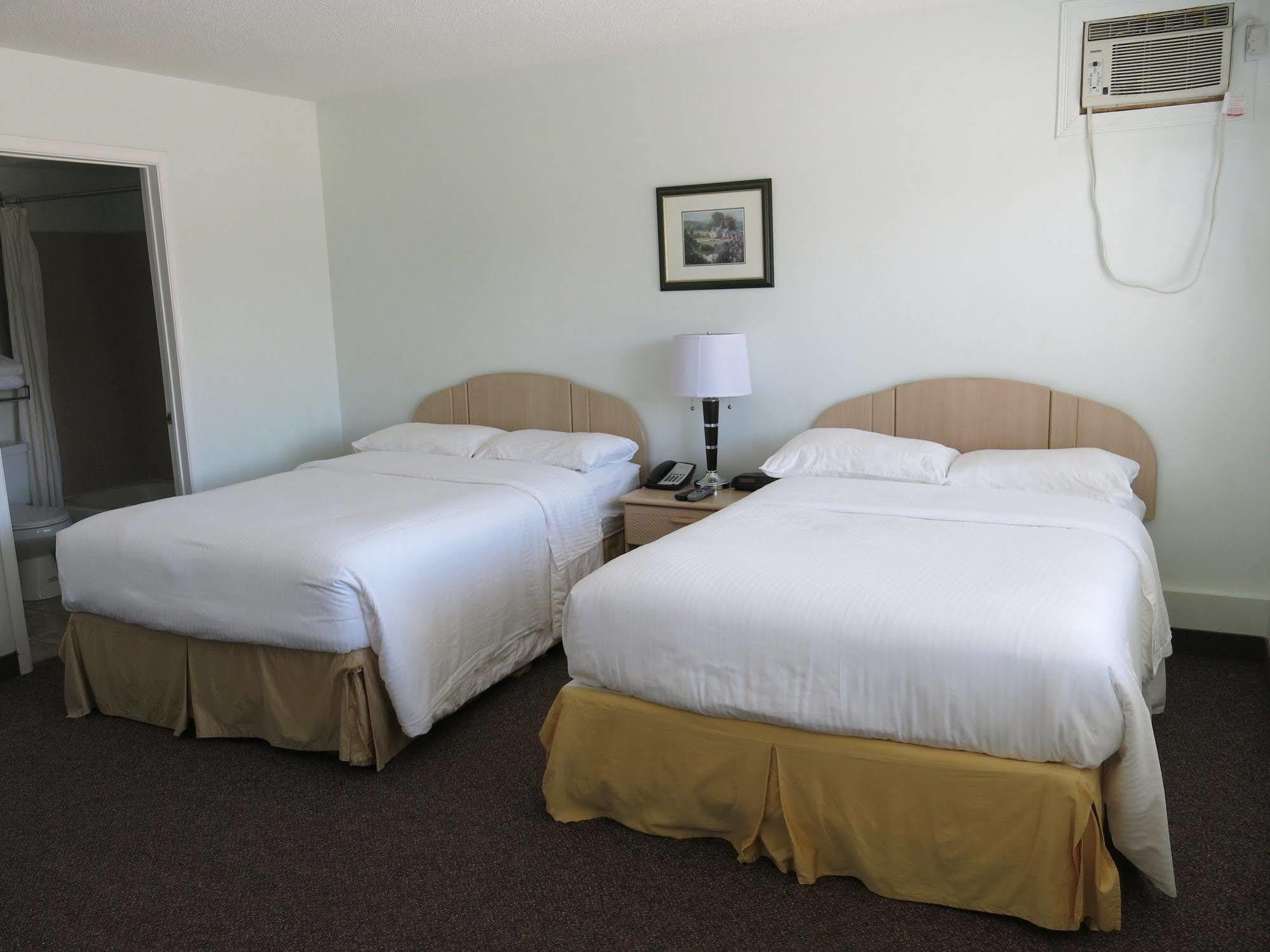 Shemron Suites Hotel Deep River Экстерьер фото