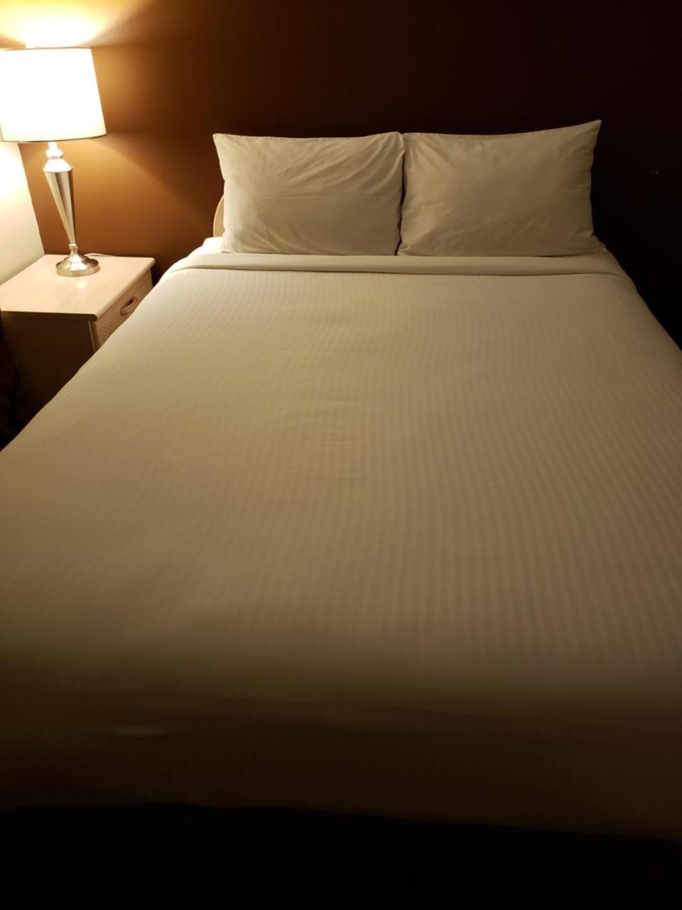 Shemron Suites Hotel Deep River Экстерьер фото