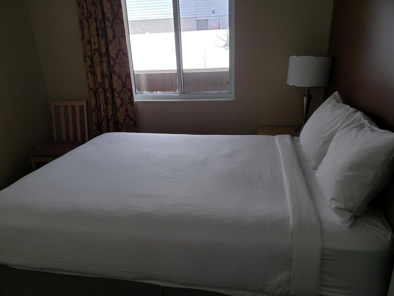 Shemron Suites Hotel Deep River Экстерьер фото